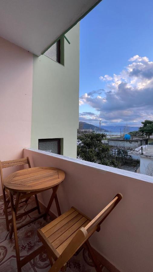 Vila Osmenaj Rent Room Or Apartment Wlora Zewnętrze zdjęcie